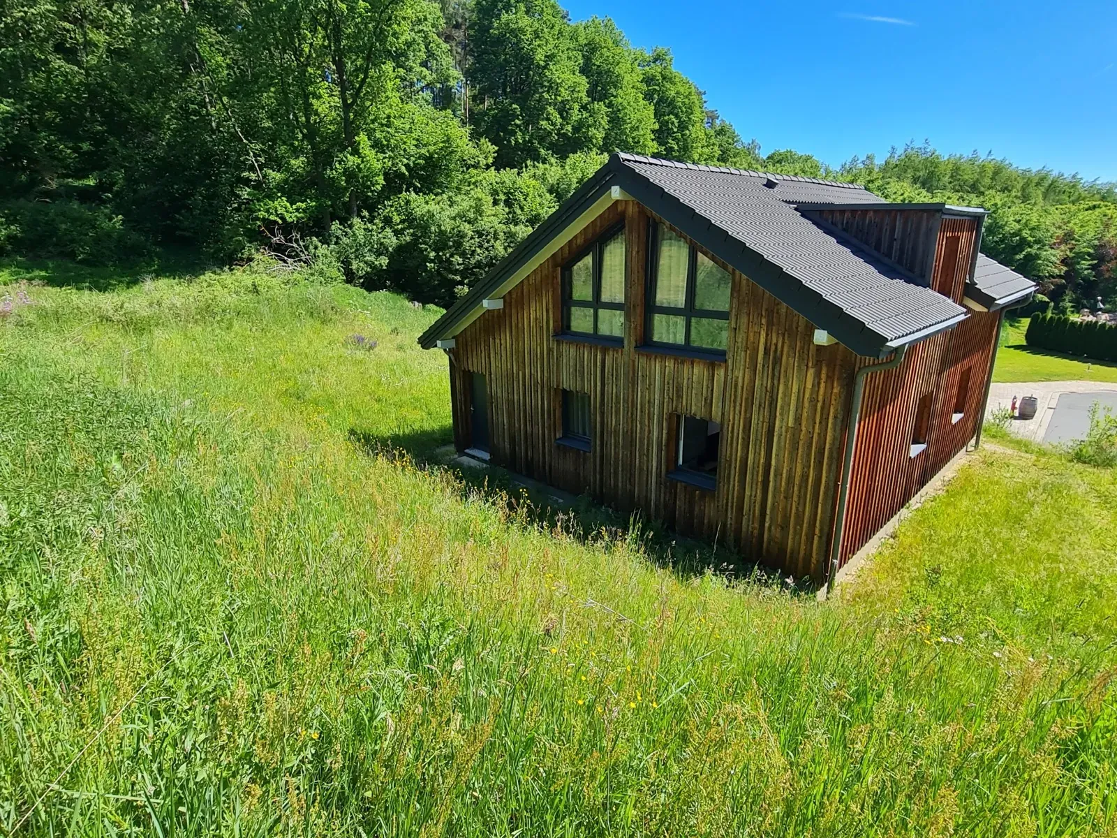 Haus 9 — Einzelhaus mit großem Garten